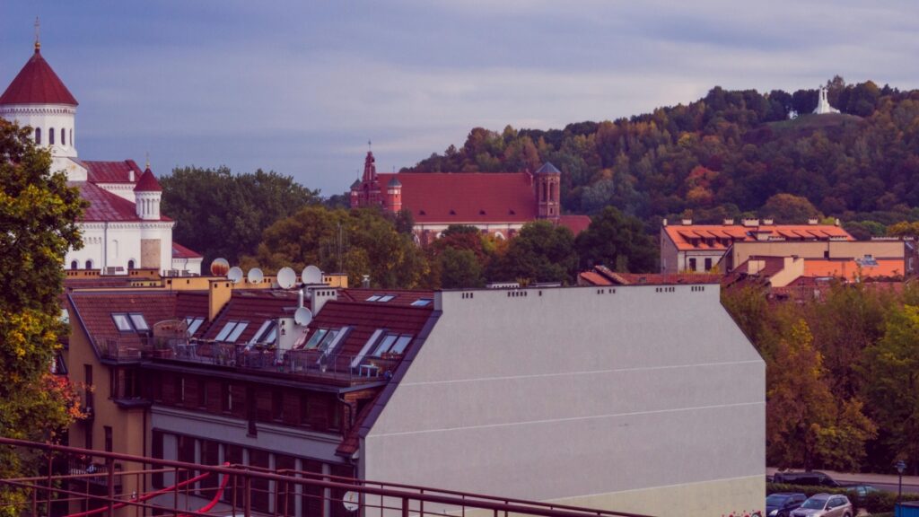 How Togo Snapchat bloggers can collaborate with Ghana advertisers in 2025