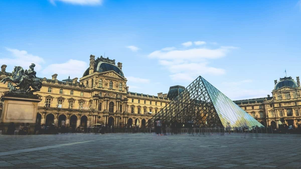 How Togo LinkedIn bloggers can collaborate with Belgium advertisers in 2025