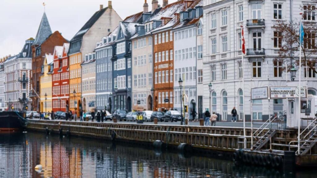 2025 Japan LinkedIn AllCategory Advertising Rate Card Togo Marketers Guide