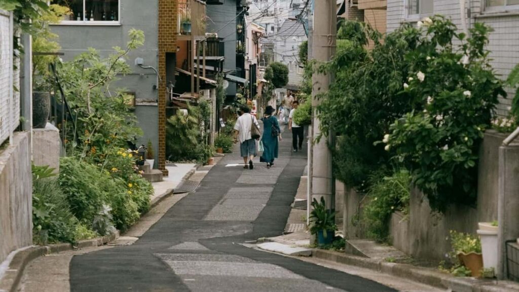 2025 Italy Instagram Advertising Rate Card for Togo Market