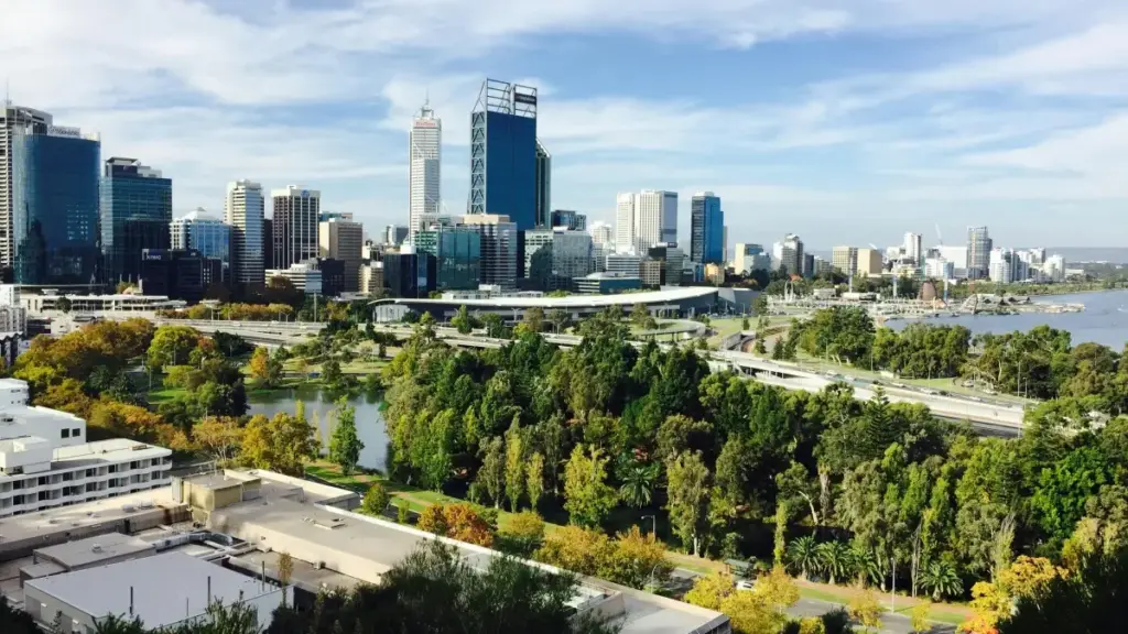 Dina ɖe Venezuela kple vkontakte me, wòtsɔ hashtag challenge Ɣleti wo brand launch dzi, eye wòwɔ anyigba gbɔ.