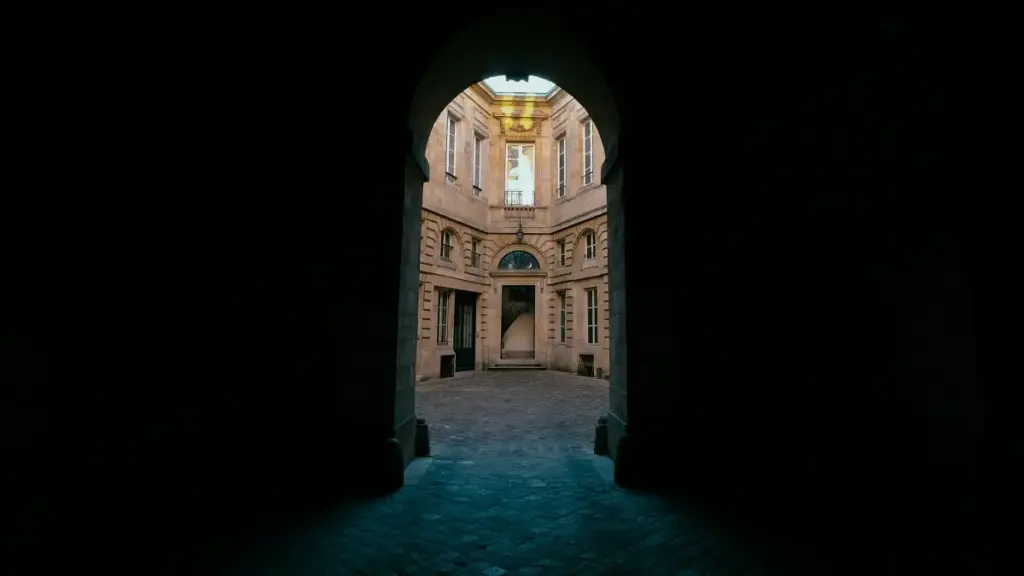 "Nubablaɖoɖo le Togo: dɔwɔ Etsy kple Tanzania brandɖeɖeŋuɖoɖo. Nuɖuɖɔwɔwo kple influencer stratɛgiɖi, sustainability kple local story telling gbɔ."