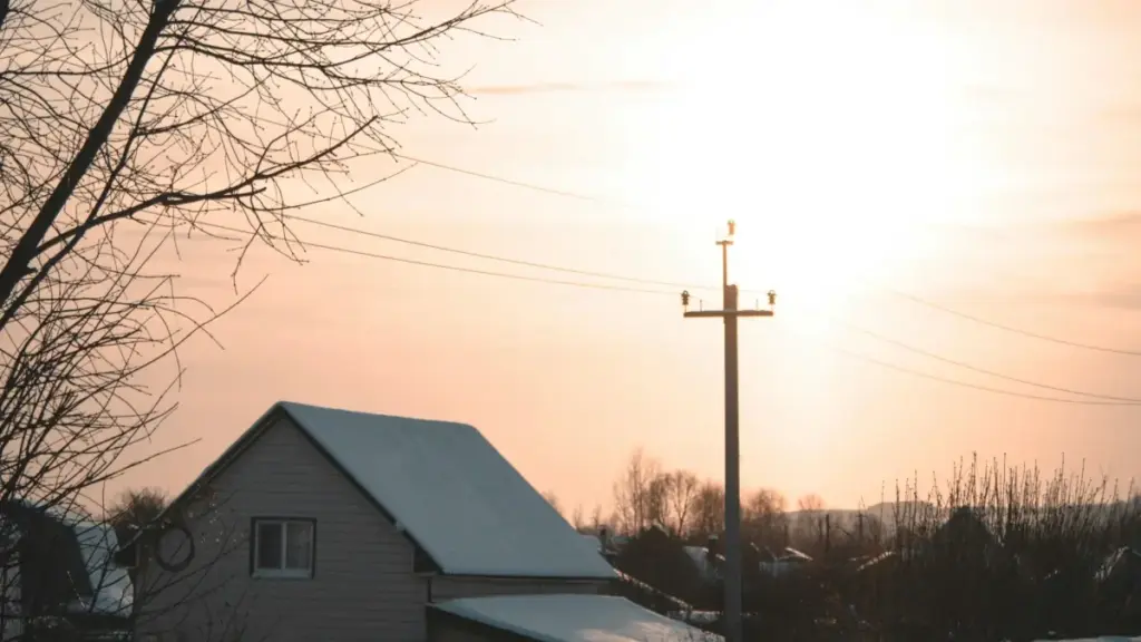 "Guidɛɖiɖi le eƒe nu vɔ̃, le micro-influencer scouting, kple co-branded product drops le Indonesia ShareChat. Agbleɖiɖi, tɔxɛwo kple mawuɖoɖoƒe ɖoɖo."