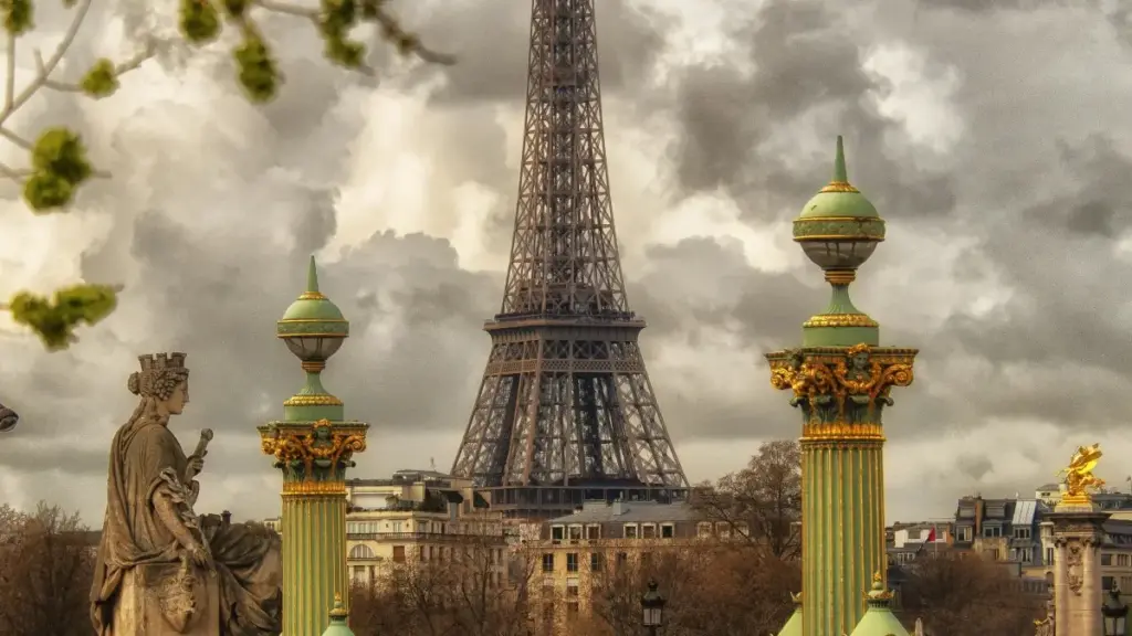 "Kpɔŋlɔkplɔ me: Ɣeɖe Malaysia Threads creators si wòle be yɔɖe beauty launch la taɖo, nuɖeviwo kple strategies si wòle ɖe agboɖe."