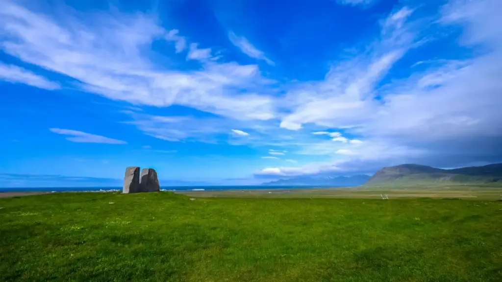 "Fofóɖeɖeɖeɖe: Le esi wòle Poland brands le Shopee kple before-and-after content — atsyɔ kluɖoɖo, pitch template, kple deal models."