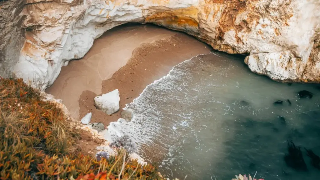 Nuɖuɖoɖo ɖe kakaoTalk meɖe Azerbaijan brandɖo kple nudzraɖu deals le ƒe tsie me — ayikpɔkpɔ, tɔgbui strategies kple MaTitie VPN suku.