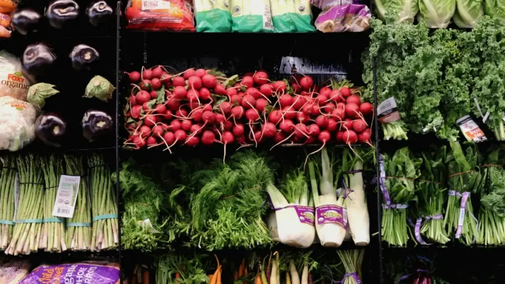 Nútsɔeɖeƒe le Togo kple advertisers: ŋutɔ síe la, nye ŋutsuɖeɖe sia le ŋutɔwo ŋu kple Thailand Moj creators kple style influencers afɔ.