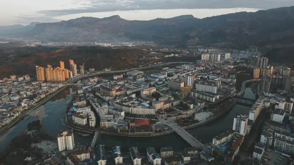 Nunyaɖeɖeɖe ɖe Tunisia Douyin creators laɖi nyateƒe kple strategies eye wònye gaming community ƒe awareness kple engagement hã.