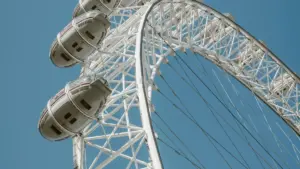 Nɔvi dzi tsiɖeɖe ɖe Ghana alo Togo lɔlɔ̃wo me woaɖe Ecuador Kuaishou creators le wò followers ŋuti kple buyers ɖe ŋkɔ.