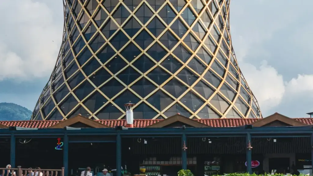 Ŋkekeɖeɖe si le Togo wòɖe: dzra nuɖuɖu ɖe beƒe wòva South Africa Apple Music creators eye wòtsɔ brand viɖibility. Ŋutifafa, tɔtrɔwo kple maŋlɔlawo.