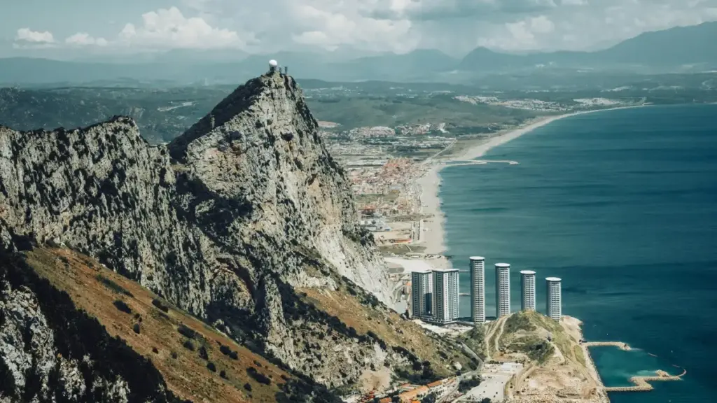 Nuɖuɖu ɖe Twitter me le Hungary brands, wòle eƒe sponsored tools kple Meta AI ɖe asi, nye woɖeɖeɖe ɖe creator-akpaɖoɖo siwo nye nano-micro influencers.