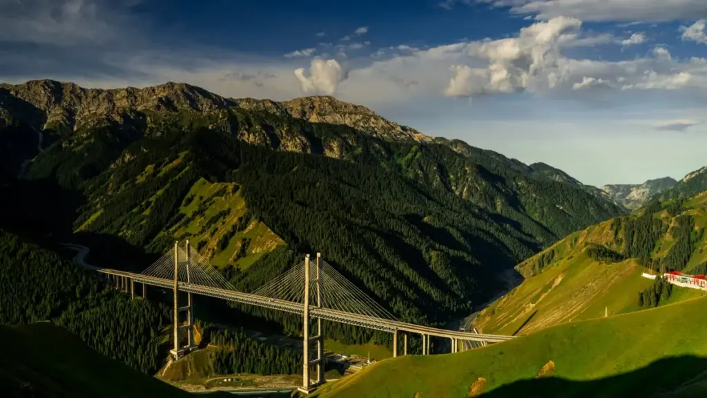 Nɔviŋuwo le Togo: wɔɖo nuɖoɖoɖo la, tsɔ Italy beauty brands wɔ Josh kple atsyɔeɖeɖe si le campaign me.